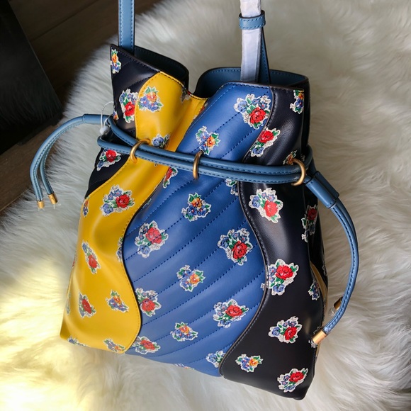 kira chevron floral patchwork bucket bolsa